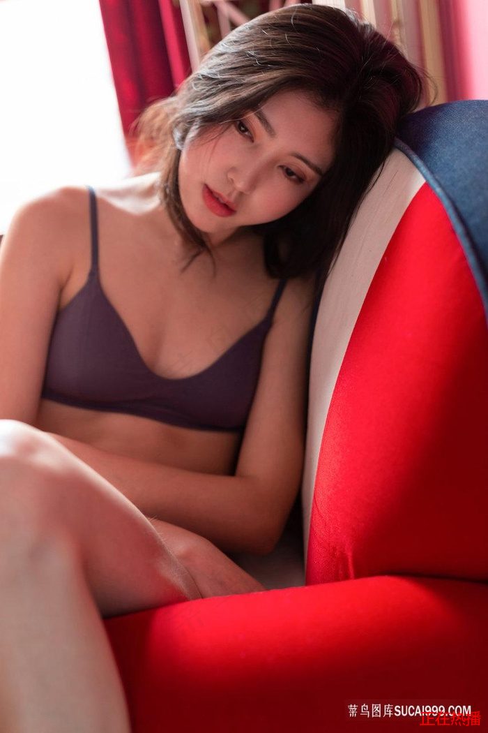 金瓶海之婬亂天在線觀看
